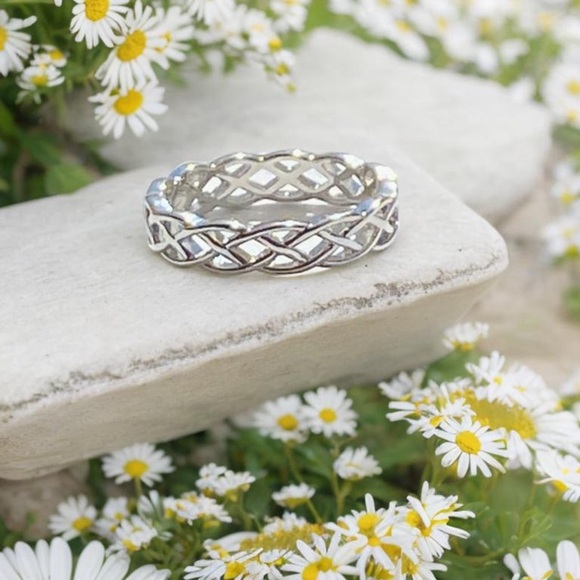 Jewelry - Simple Silver Celtic Knot Ring Size 8 and Size 6